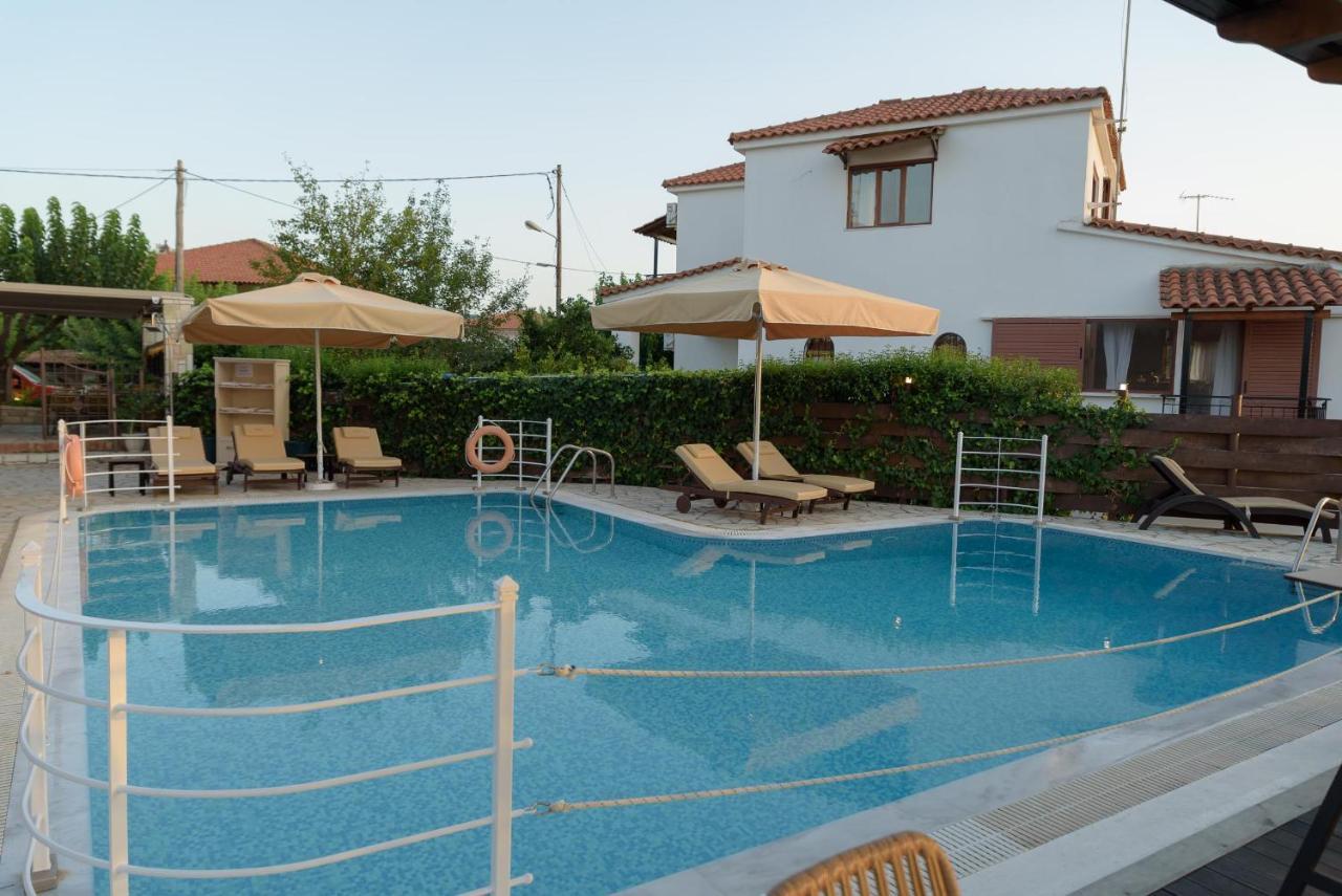 Bacchus Villa Archea Pissa Exterior photo
